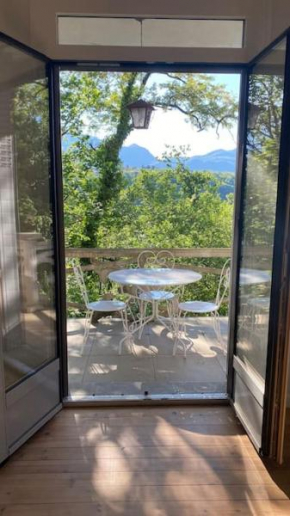 A LA BELLE ÉPOQUE Appartement T2 76m2 3 étoiles proche centre parking privé